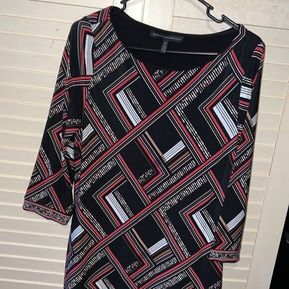 WHITE HOUSE BLACK MARKET size M Black Red White Beige DRESS Geo Print - Picture 2 of 6
